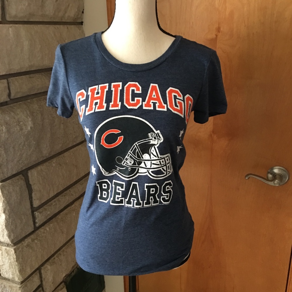 NWOT tee for game day.